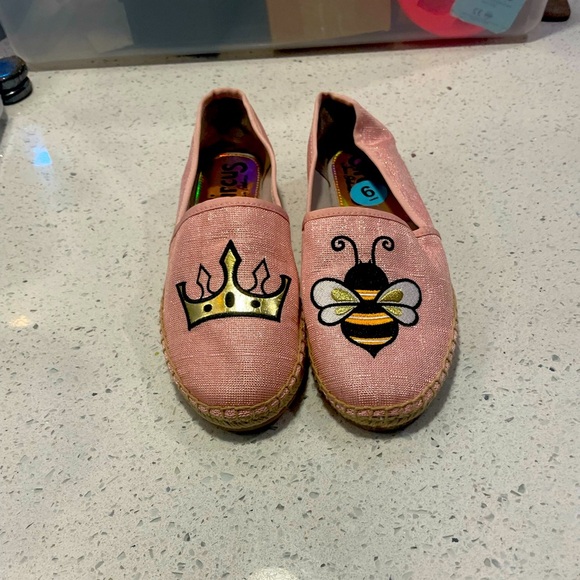 Pink crown and B shoe women’s - Picture 1 of 5
